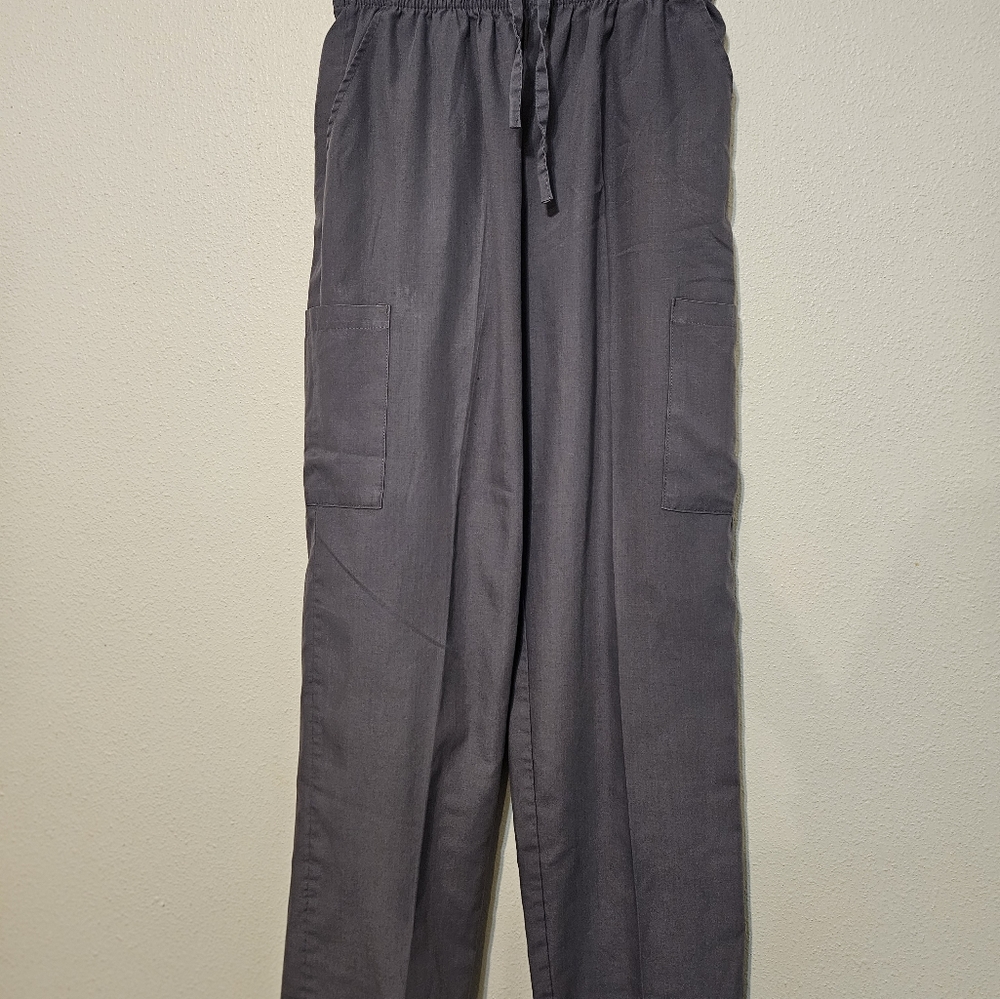 Set of 3 scrub bottoms
